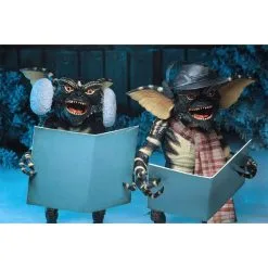 Gremlins Set 2 Figurines Carol Winter Scene -ONE PIECE Soldes 2022 gremlins set 2 figurines carol winter scene 1